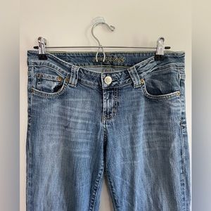 2000s AE low rise jeans